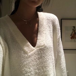 UO classic V-neck sweater